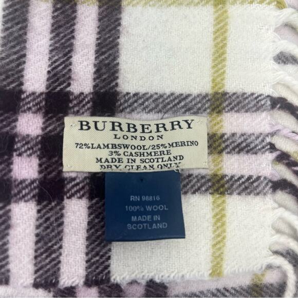 Burberry Scarf Plaid Fringe Lambswool - Picture 4 of 5